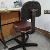 صندلی چرخدار در حد آک واقعا سالم