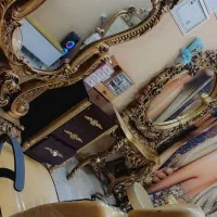 لوازم سالن زیبایی دکور و صندلی و..