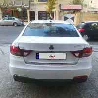 شاهین g