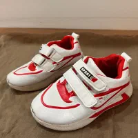 پوتین کتونی کفش کودک|کفش و لباس بچه|بندر انزلی, معلم|دیوار