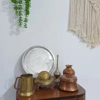 تعدادی ظروف مسی و برنجی