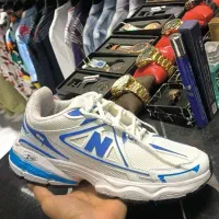 کفش|کیف، کفش، کمربند|شاندیز, |دیوار