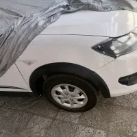 کوییک RS سفید مشکی