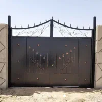 زمین-دور-دیوار-باغی