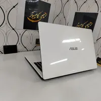 لپ تاپ ایسوز سفید باتری نو رم 8 با ssd