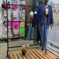 ویترین / رگال