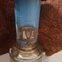 ترازو همراه با سنگهاش و یک عدد والر قدیمی