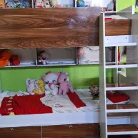 تخت دو طبقه|تخت و سرویس خواب|اصفهان, فرودگاه شهید بهشتی|دیوار