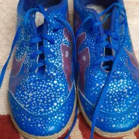 کفش فوتبال سالونی