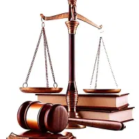 وکیل پایه یک دادگستری