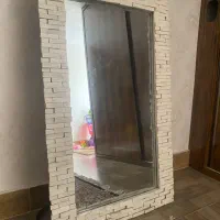 اینه قدی با قاب چوبی