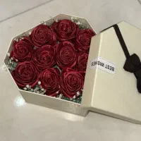 دسته گل باکس هدیه|گل مصنوعی|اسلامشهر, شهرک قائمیه|دیوار