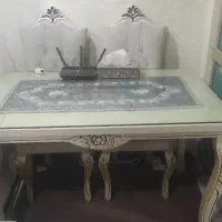 میز نهار خوری چهار نفره در حد نو