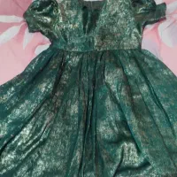 سه تا پیراهن|لباس|بروجرد, |دیوار