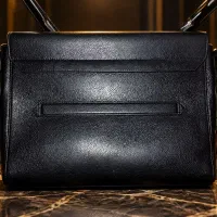 فراتر از یک اکسسوری اصالت کیف اسناد Montblanc