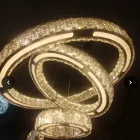 لوستر سقفی و چراغی
