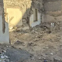 کلنگی-140-متری-با-پروانه-خ-نظر-غربی