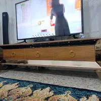 میز تلویزیون خیلی تمیز و سالم