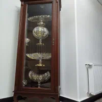 ویترین قدی پایه داروهالوژن دار بسیار شیک