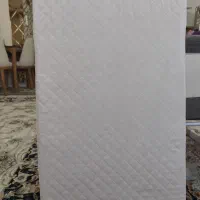 تخت کنار مادر ویرا