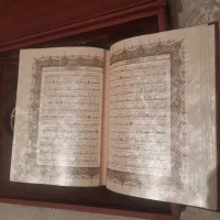 قرآن و حافظ  نفیس بسیار ارزشمند و زیبا|کتاب و مجله مذهبی|اراک, |دیوار