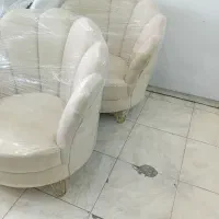 مبل صدفی نو دو عدد است