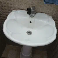 یه عدد روشویی در حد نو