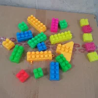 اسباب بازی و کارت اموزشی و قمقمه|اسباببازی بچه|برازجان, |دیوار