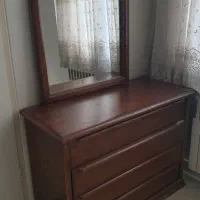 اینه با میز آرایش بصورت دراور چهار کشویی|مبلمان خانگی و میز عسلی|تهران, پونک|دیوار