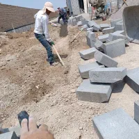 پیمانکار کفپوش بتنی ،جدولکاری،محوطه سازی باغ