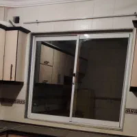 درب ورودی و پنجره