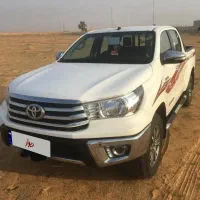 تویوتا هایلوکس