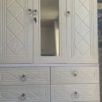 کمد لباس و وسایل