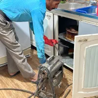 بازکردن لوله فاضلاب.بادستگاه