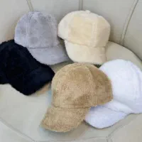 گوش گیر و کلاه تدی