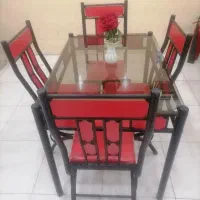 میز و صندلی