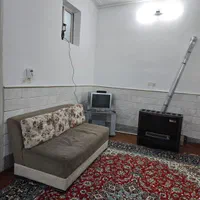 اجاره روزانه منزل ویلایی همکف خواب دار با کولرگازی|اجارهٔ کوتاه‌مدت آپارتمان و سوئیت|قم, جمکران|دیوار