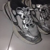 کتونی سایز 40