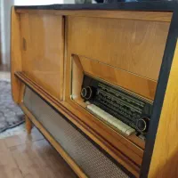 رادیو گرام قدیمی ریل مبله گراندیک لامپی عتیقه ق|کلکسیون اشیاء عتیقه|مشهد, زیبا شهر|دیوار