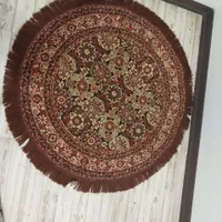 فرش گرد یک در یک