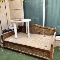 *تخت سنتی سالم و در حد نو *