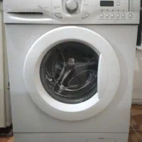 ماشین لباسشویی تمیز