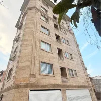 فروش واحد۱۰۵ متری فول امکانات و سندآماده در چالوس‌