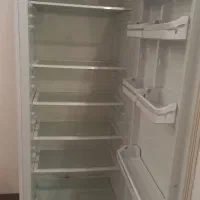 فروش یه یخچال الکترو استیل  و یه گاز پنج شعله