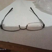 فریم عینک برای استفاده قابش