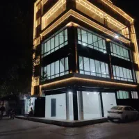 یک مغازه هزار فرصت بهترین نبش چهارراه مناسب هر صنف