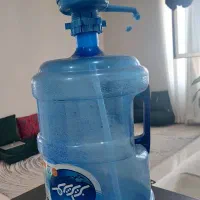 بطری ۱۹ لیتری همراه پمپ سالم