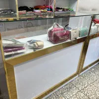 ویترین مغازه