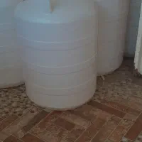تعدادی بشکه ۲۰ لیتری ضخیم و سالم دونه ۸۰ تومن