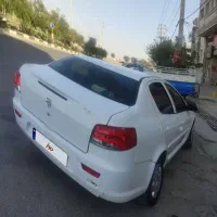 رانا پلاس 1402|خودرو سواری و وانت|شیراز, میانرود|دیوار